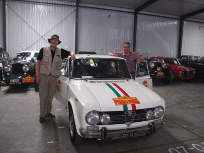 2016 Pechino Parigi -Giancarlo Puddu con la Alfa Romeo Giulia prima della partenza-